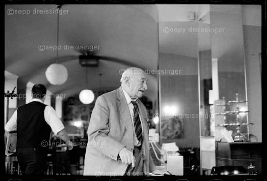 simon_wiesenthal_caf_museum_wien_2008