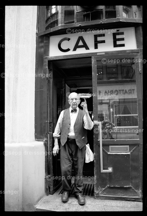 leopold_hawelka_caf_hawelka_wien_1996
